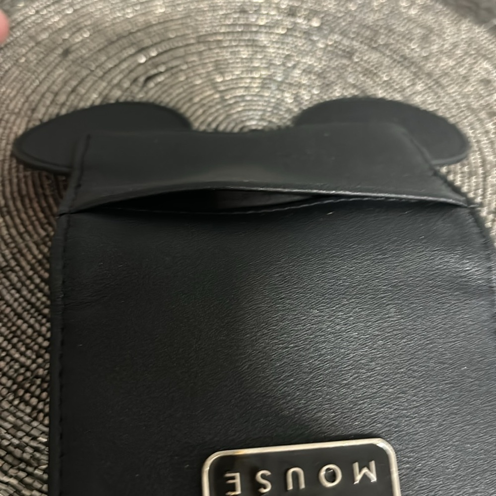 Mickey Mouse Wallet - Picture 4 of 6